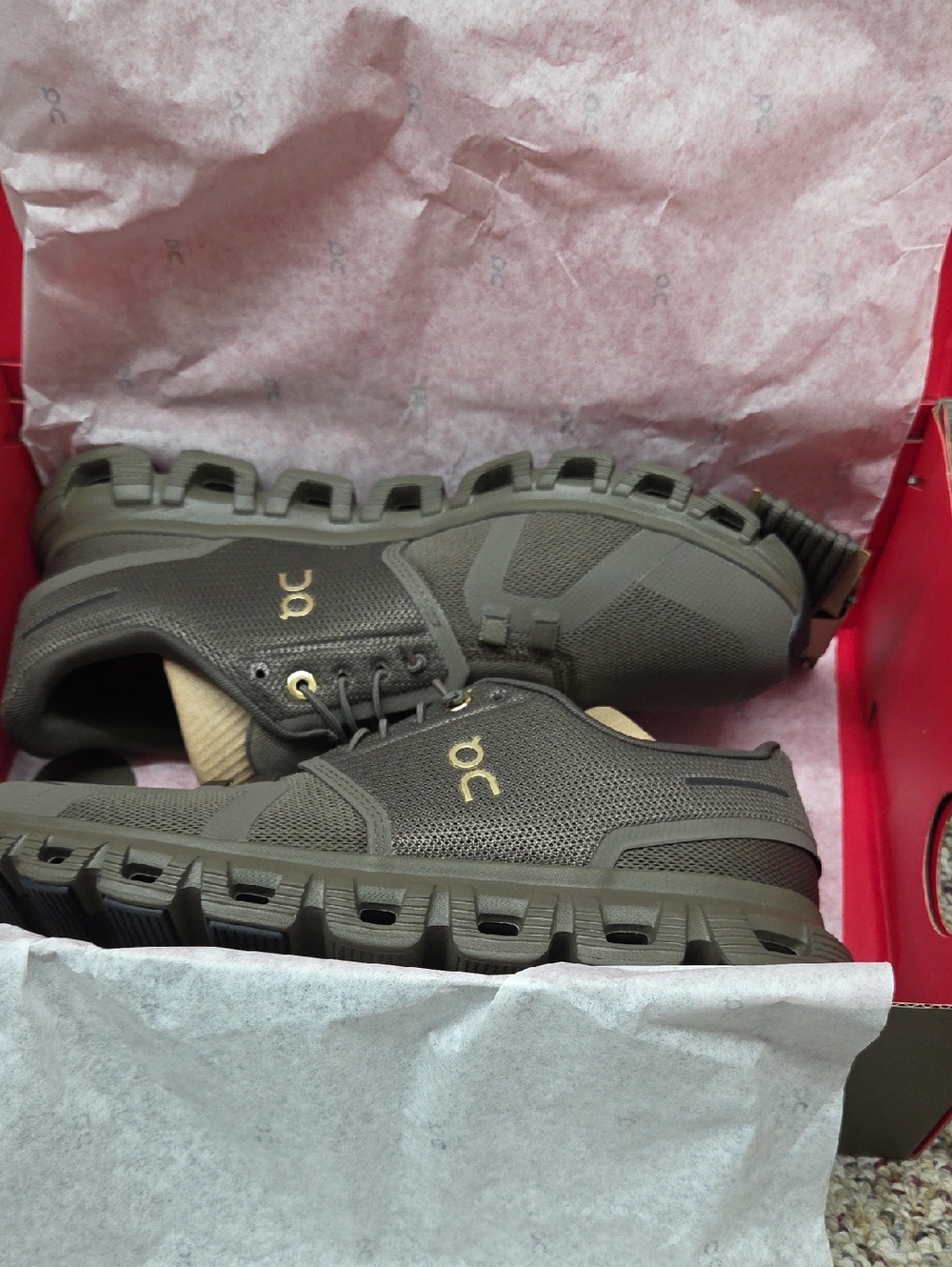 On  Cloud Women's Limited Edition Year Of The Horse Training Shoes. New In Box..